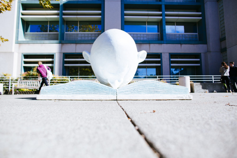 Egghead statue at UC Davis