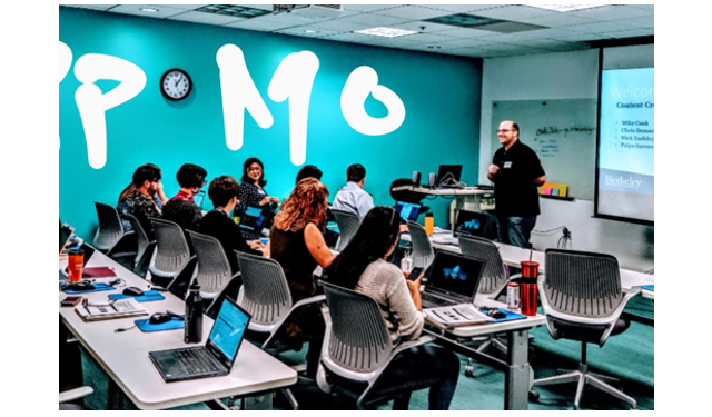 Nick Endsley, sr. business process analyst, UC Berkeley, leading a Promapp training session.